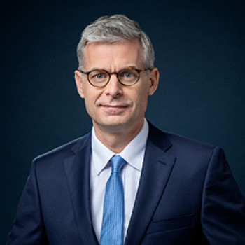 Dr. Kai H. Warnecke