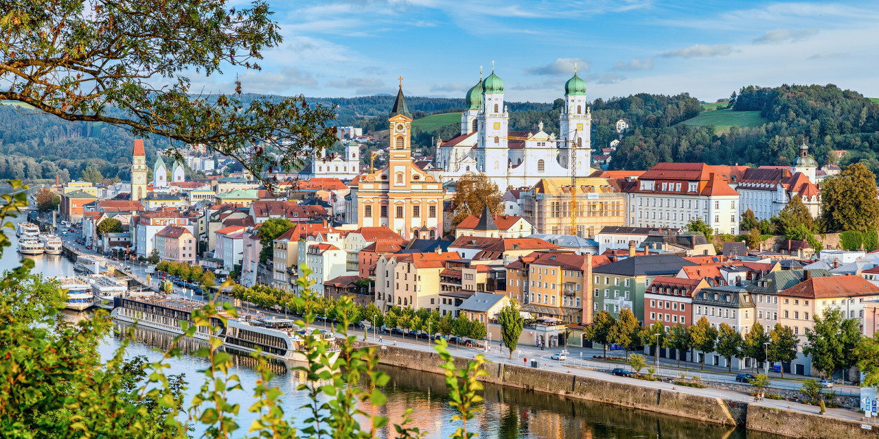 Comofoto - stock.adobe.com Innenstadt