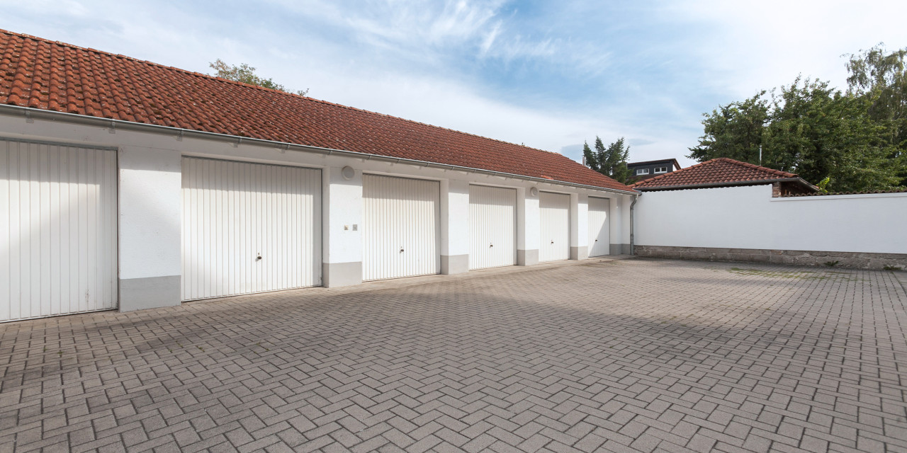 Joana Ritzinger - stock.adobe.com Stellplatz Garage