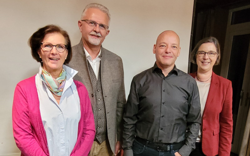 v.l. RAin von Roedern, RA Lichtenstern, KHK Bräutigam, Referentin Dr. Ulrike Kirchhoff