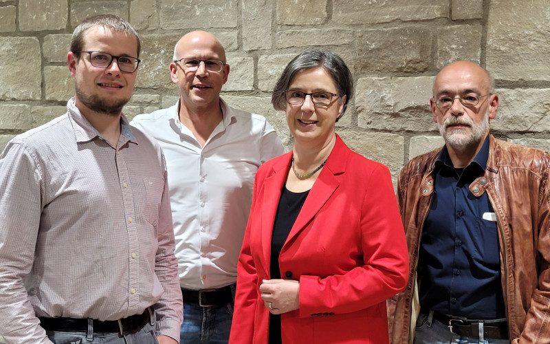 v. l. n. r.: Harald Sauer (Schriftführer), Dieter Haag (stv. Vorstand), Dr. Ulrike Kirchhoff (1. Vorstand), RA Frank Barthel (Kassier)