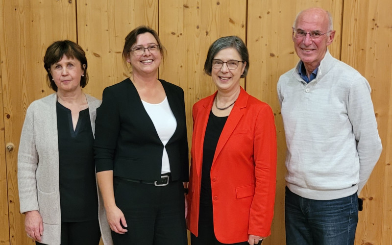 v. l. n. r.: Elisabeth Krampert, Schatzmeisterin Haus & Grund Bad Kissingen, Claudia Wachsmann, 1. Vorsitzende Haus & Grund Bad Kissingen, Dr. Ulrike Kirchhoff, Vorstand Haus & Grund Bayern, Klaus Werner, Schriftführer Haus & Grund Bad Kissingen