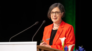 Dr. Ulrike Kirchhoff, Vorstand