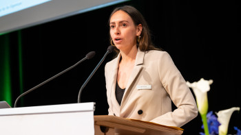 RAin Kraus führt durch das Juristische Forum RAin Kraus führt durch das Juristische Forum