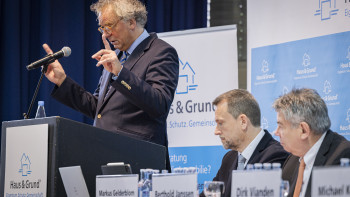 Vorstandsvorsitzender Dirk Vianden Vorstandsvorsitzender Dirk Vianden