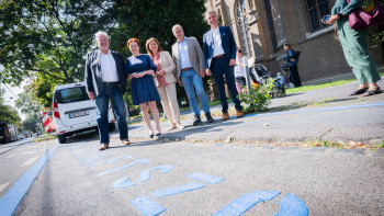 Im Schatten wirtschaftszone Kessenich Im Schatten wirtschaftszone Kessenich