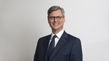 Dr. Hubertus Hille Dr. Hubertus Hille