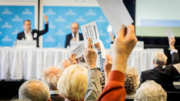 hug tag 2025 ABSTIMMUNG hug tag 2025 ABSTIMMUNG