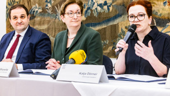 Liminski Geywitz Dörner MB hug bonn vertrag Liminski Geywitz Dörner MB hug bonn vertrag