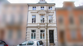 So schön können sanierte Fassaden sein Michaelstraße 7 So schön können sanierte Fassaden sein Michaelstraße 7