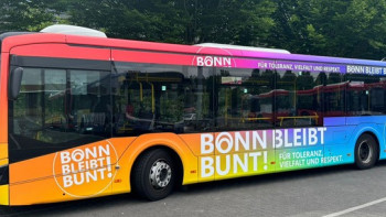 SWB csm_Bonn_bleibt_bunt_Bus