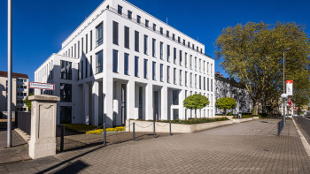 Adenauerallee 206 HuG wird ins Erdgeschoss umziehen 