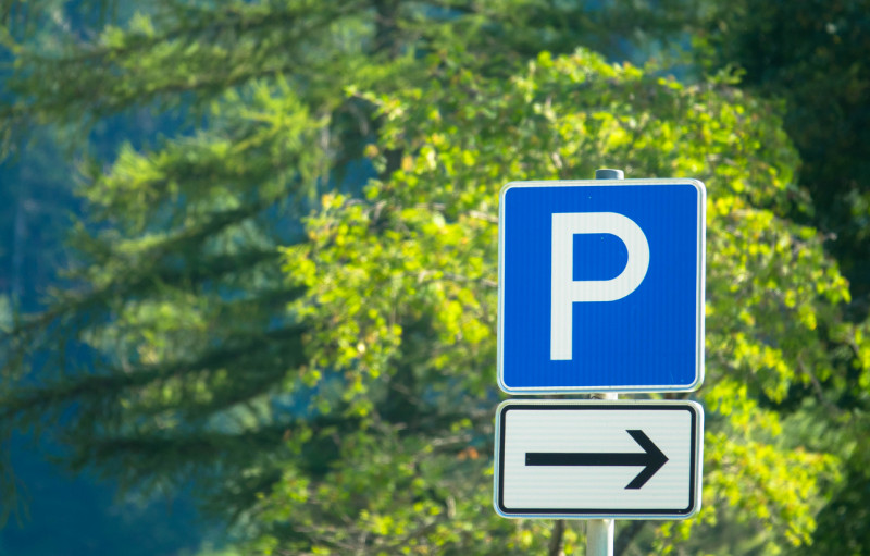 Schild Parkplatz