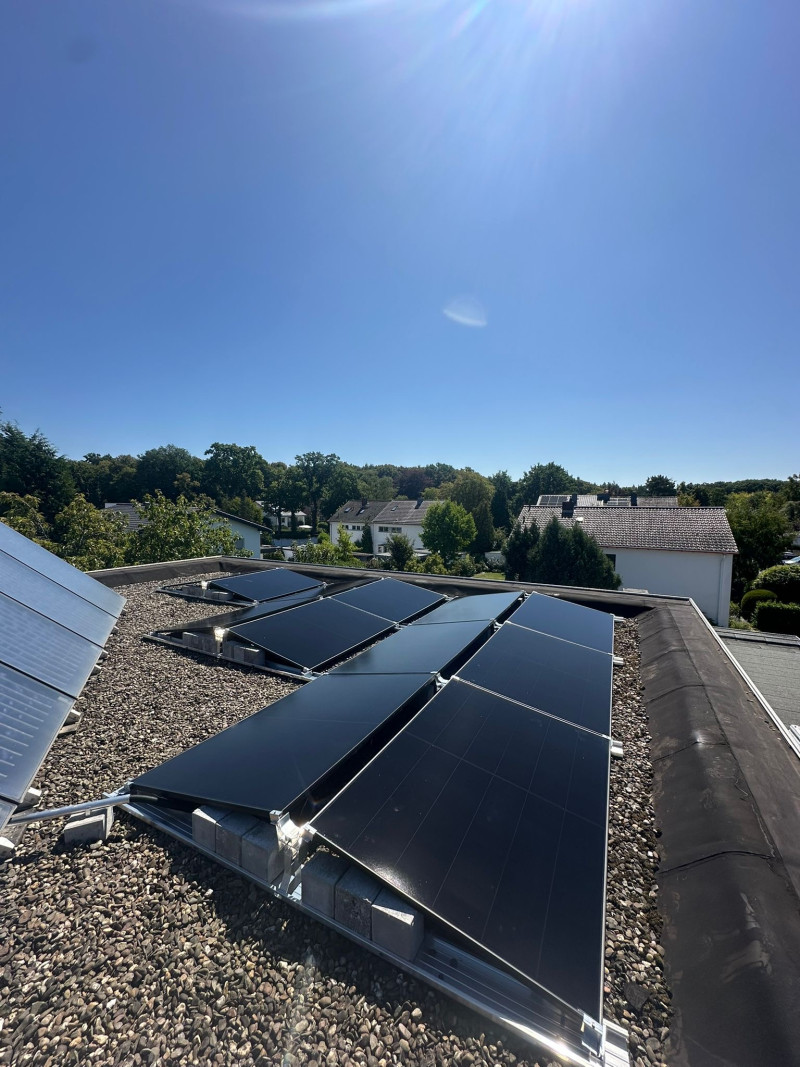 Themenfoto Solaranlage