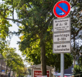 Halteverbotsschilder