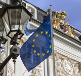 Alte Rathaus Sondermann_Bundesstadt_Bonn-Europafahne