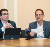 Die Etatsanierer Deus Fark