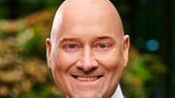 Dirk Rollenhagen (hoch) Dirk Rollenhagen (hoch)