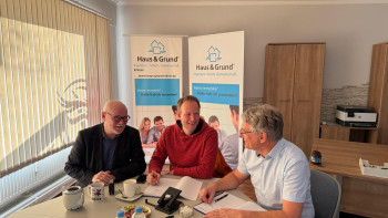 Unterzeichnung Verschmelzungsvertrag