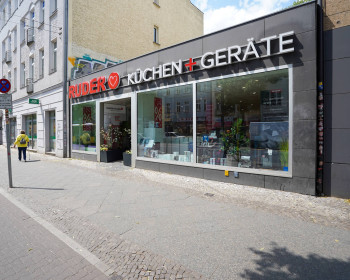 Ruder-Kuechen-und-Hausgeraete-Kuechenstudio-Koepenick