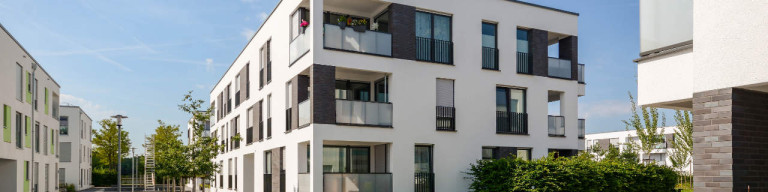 Neubau-Mehrfamilienhaus