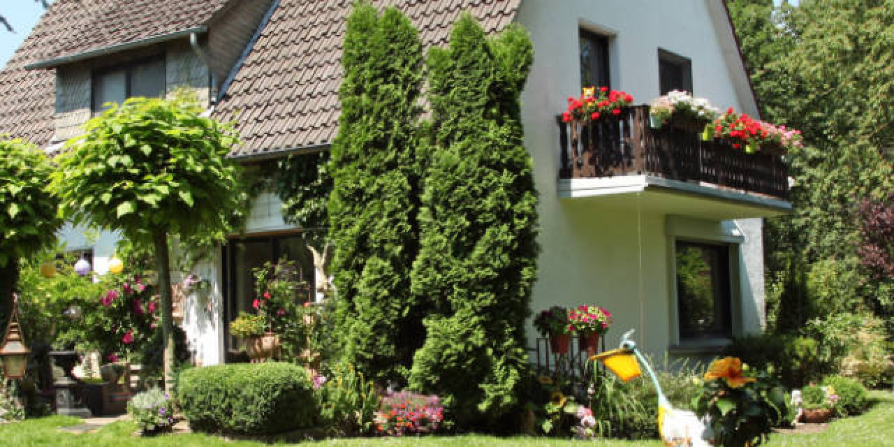 Einfamilienhaus mit Garten