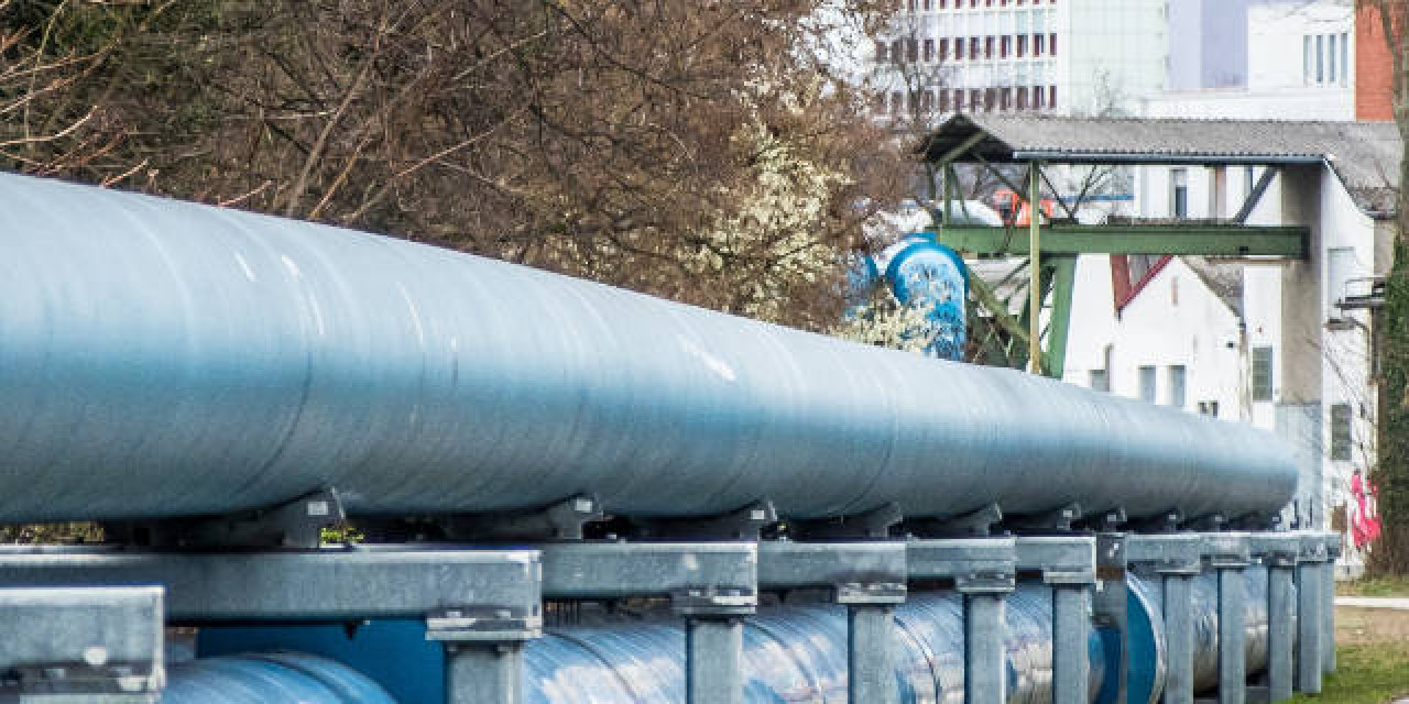 Fernwärme-Leitungen