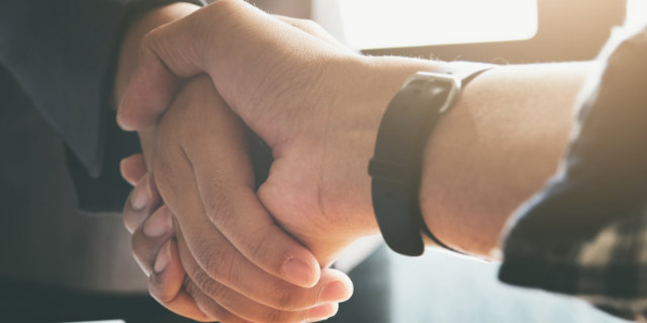 Einigung per Handschlag