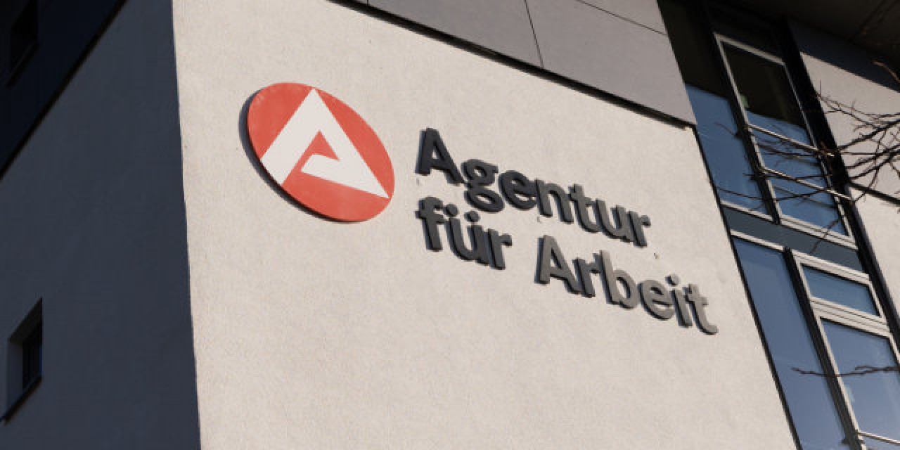 Fassade der Agentur für Arbeit