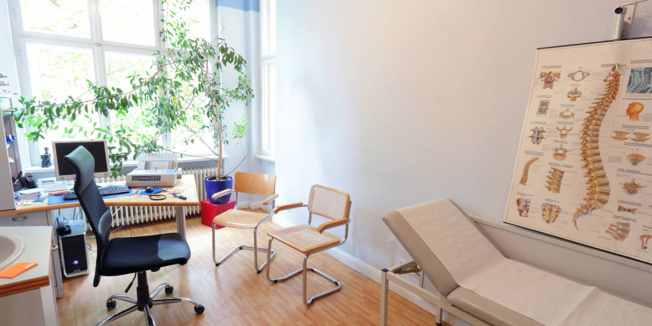 Arztpraxis in Altbauwohnung