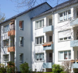 Mehrfamilienhäuser mit Balkonen