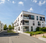 Modernes Mehrfamilienhaus