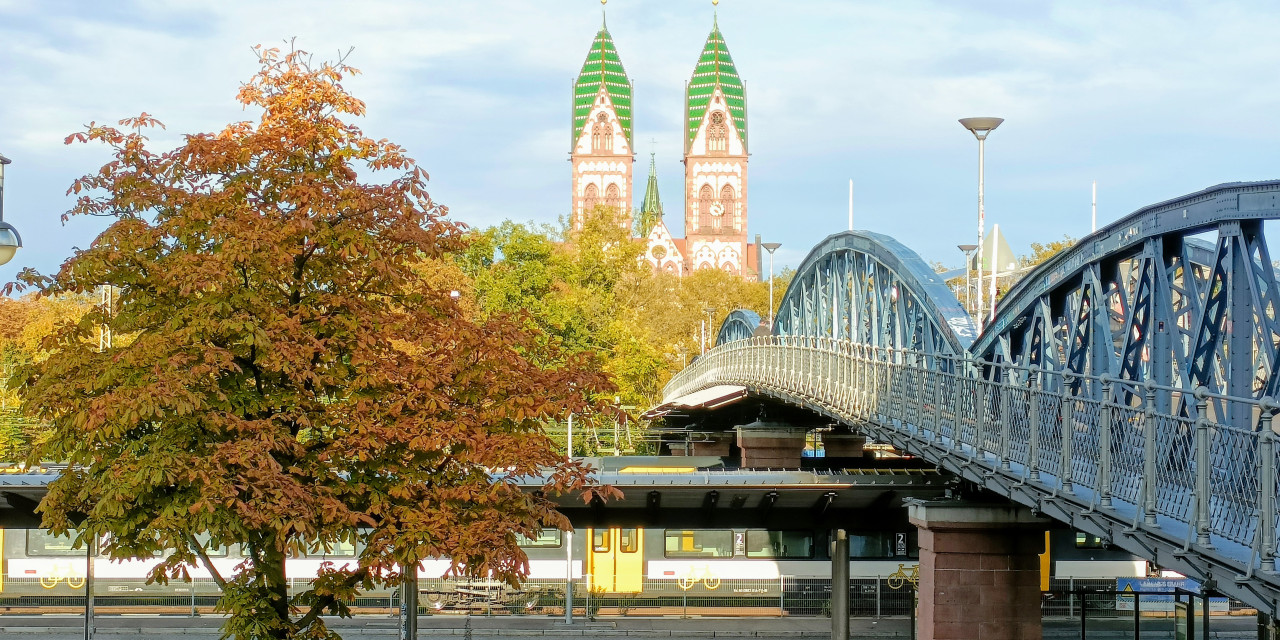 blaue Brücke