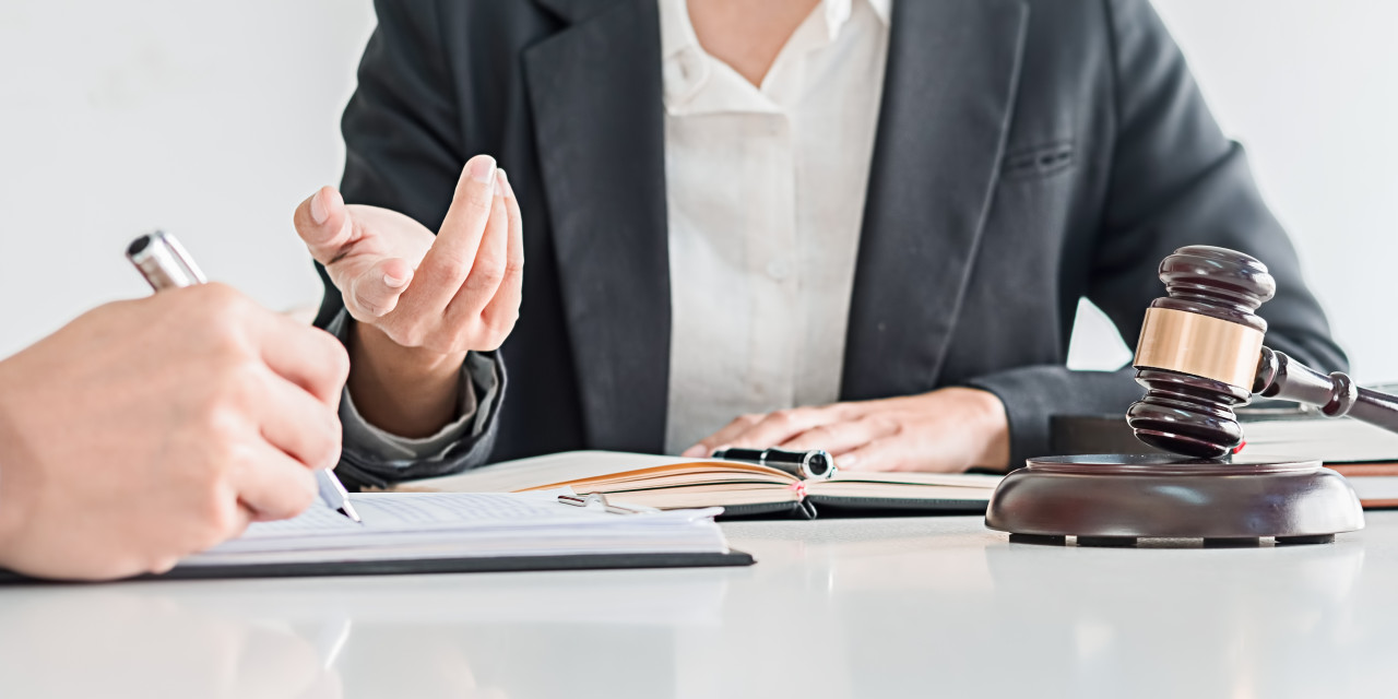 HUG - Recht und Steuern