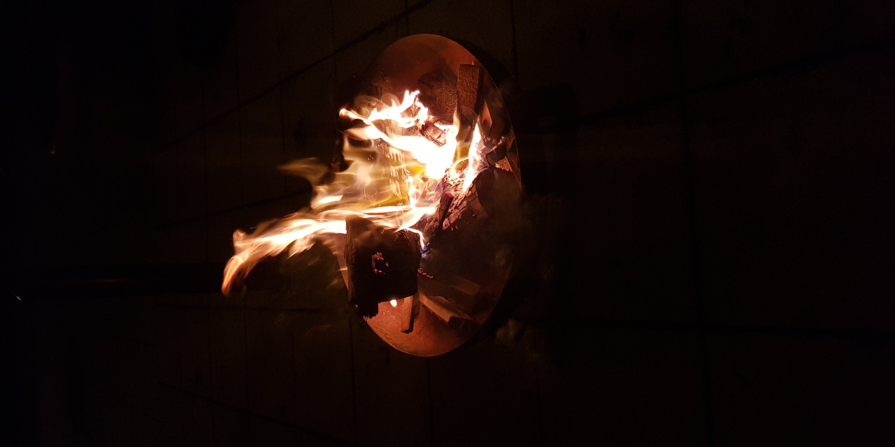 Feuer brennt beim Grillabend von HuG Leipzig
