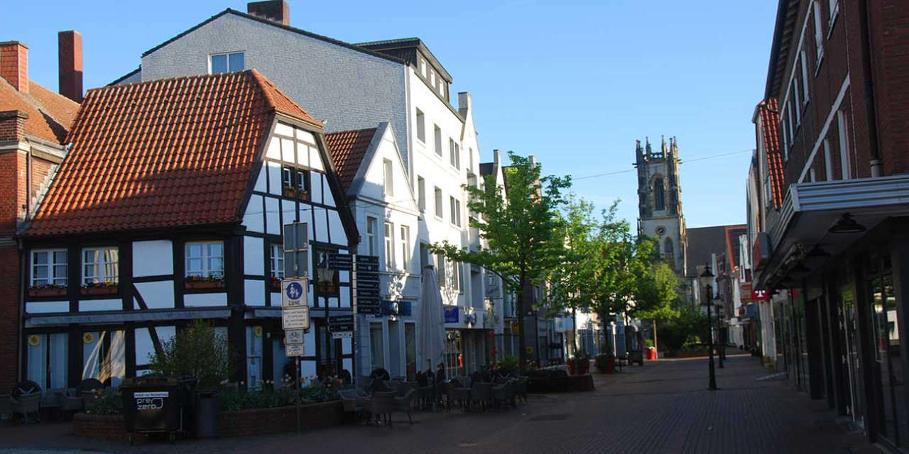 Blick aus Fußgängerzone