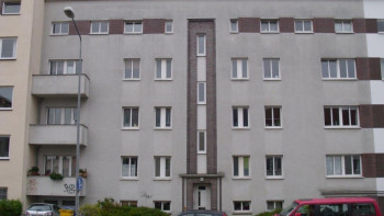 Park­str. 8