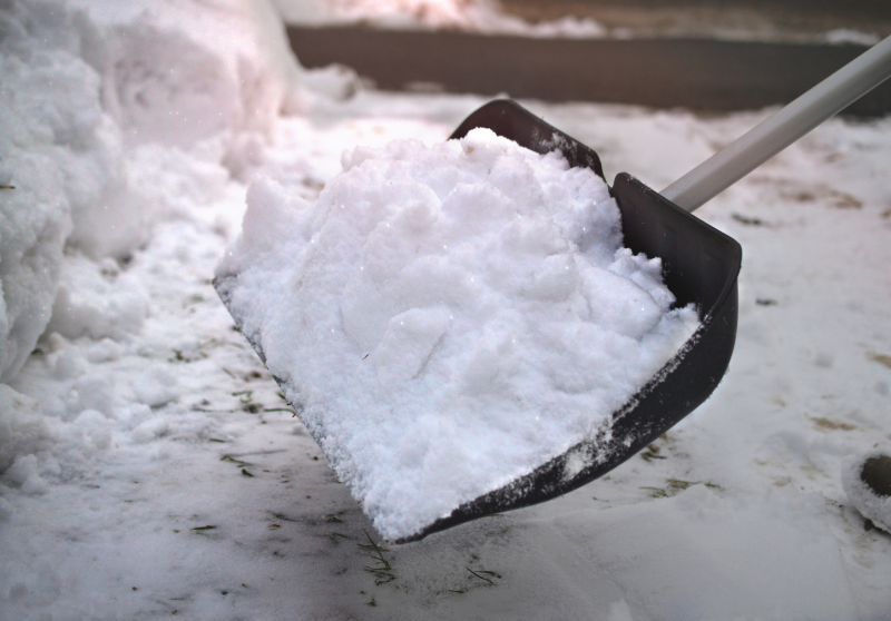 Schneeschaufel